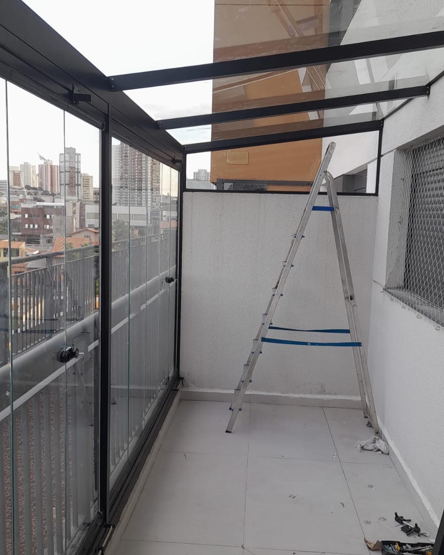 Vidros Temperados e Laminados para Fechamento de Sacada de Apartamento em Perto de mim, São Paulo